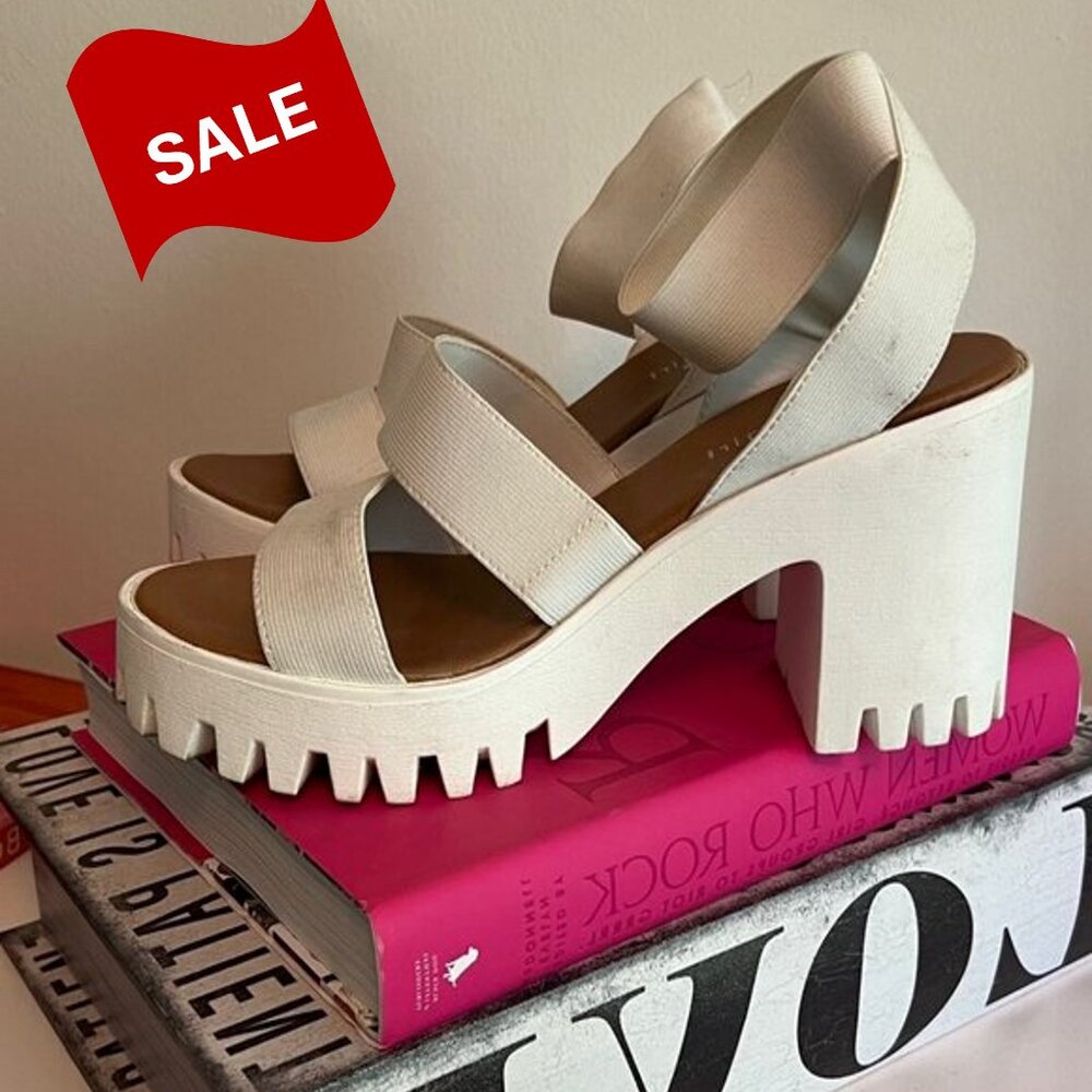 SALE!!!  Women's Madden girl Sandals SZ 8 1/2